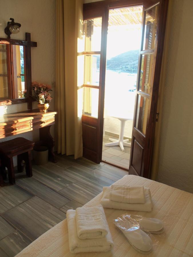 Alexandros Hotel Grikos Bay  외부 사진